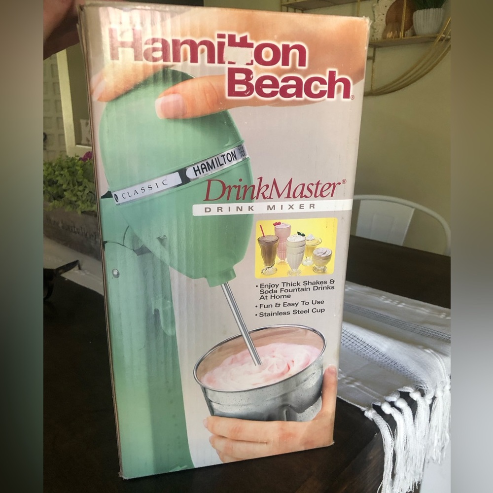 Milkshake maker
